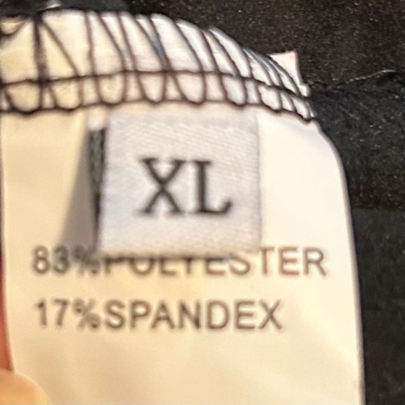 LBV. Black Open-Back Long Sleeve Bodysuit - Picture 5 of 6